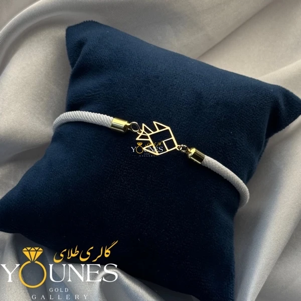 تصویر دوم دستبند ماهی اوریگامی طلا لیزری